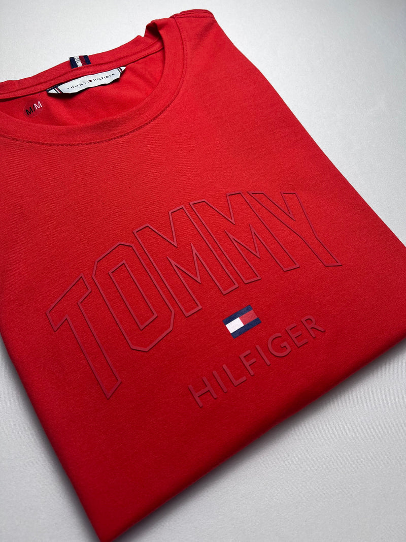 Camiseta Tommy Hilfiger - Vermelha - Algodão Egípcio