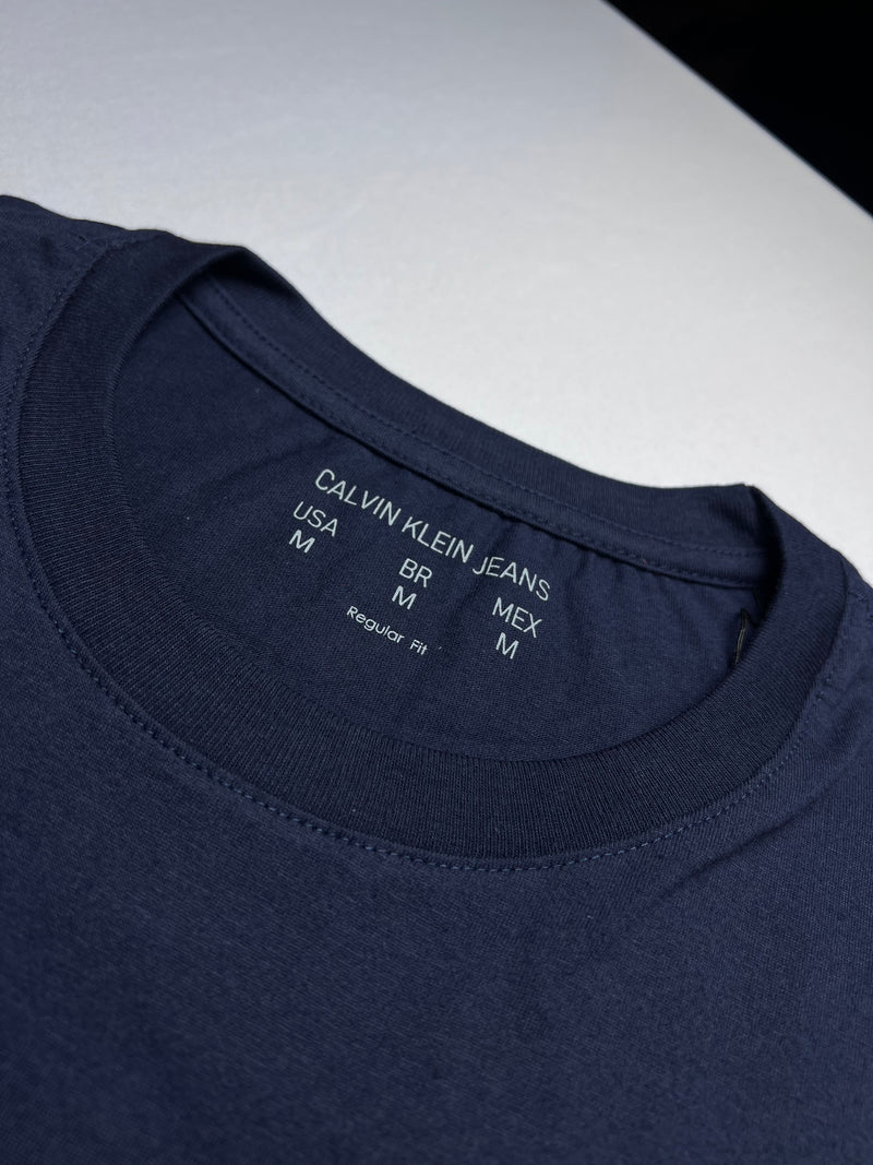 Camiseta Calvin Klein - Azul Marinho - Seda Pima