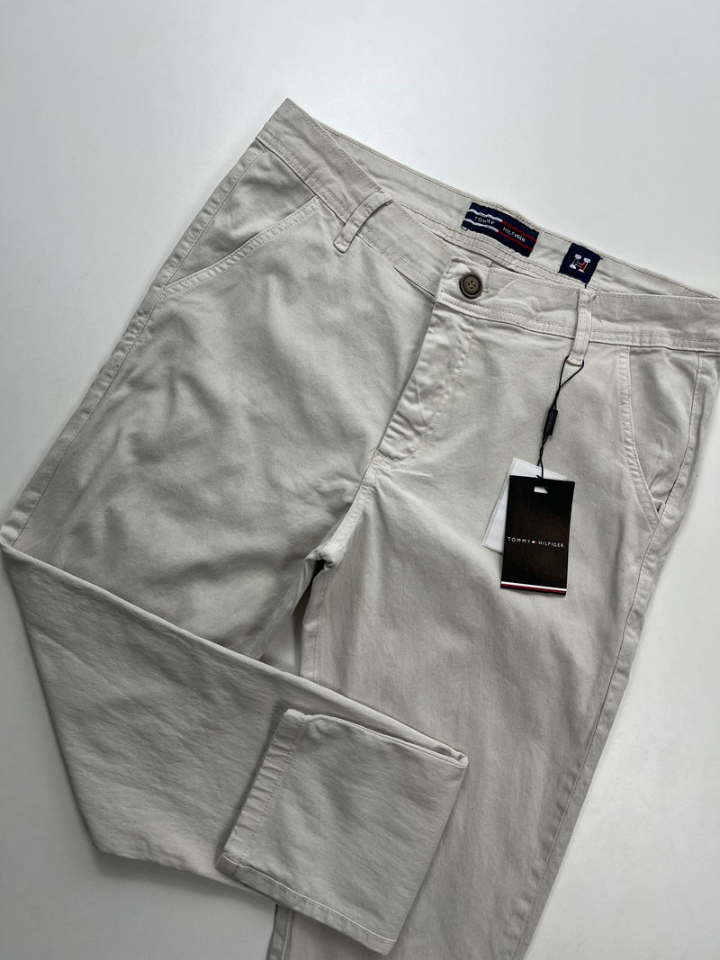 Calça Sarja Tommy Hilfiger  - Bege