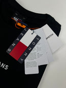 Camiseta Tommy Jeans - Preta - Seda Pima