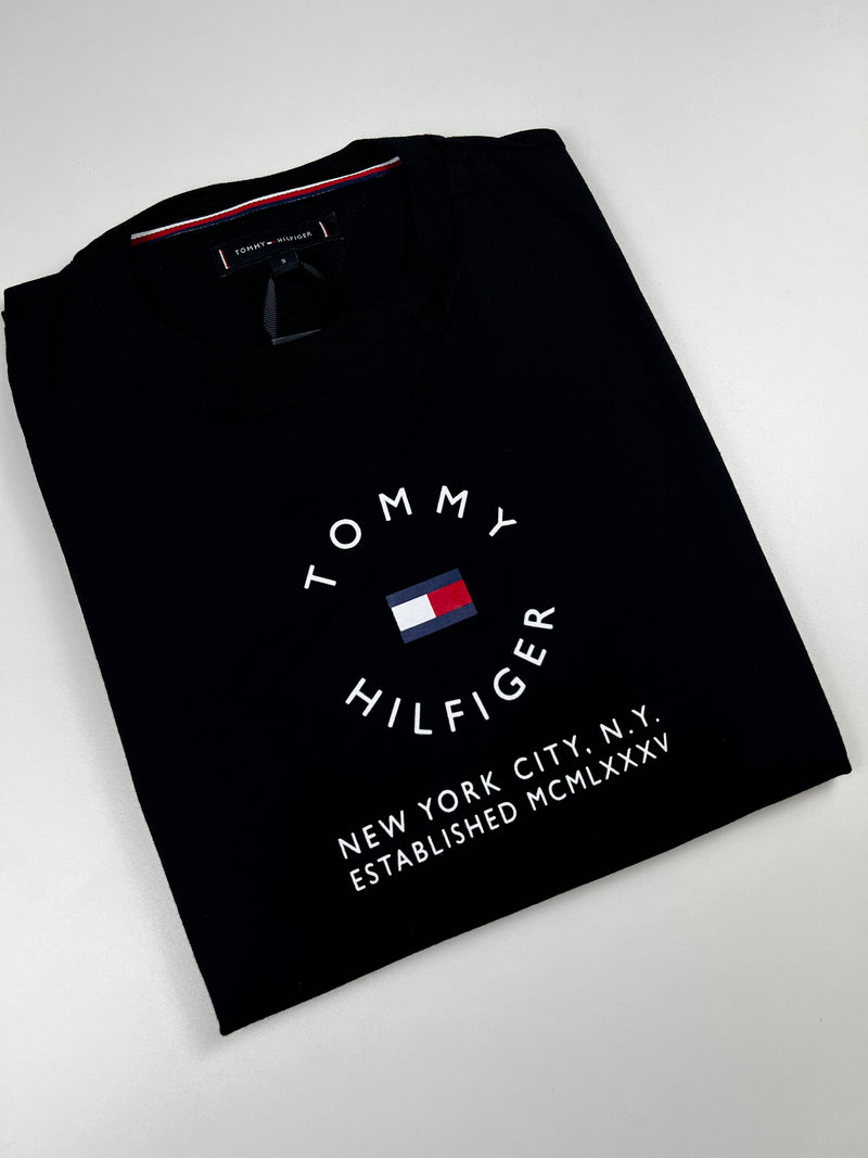 Camiseta Tommy Hilfiger - Preta - Seda Pima