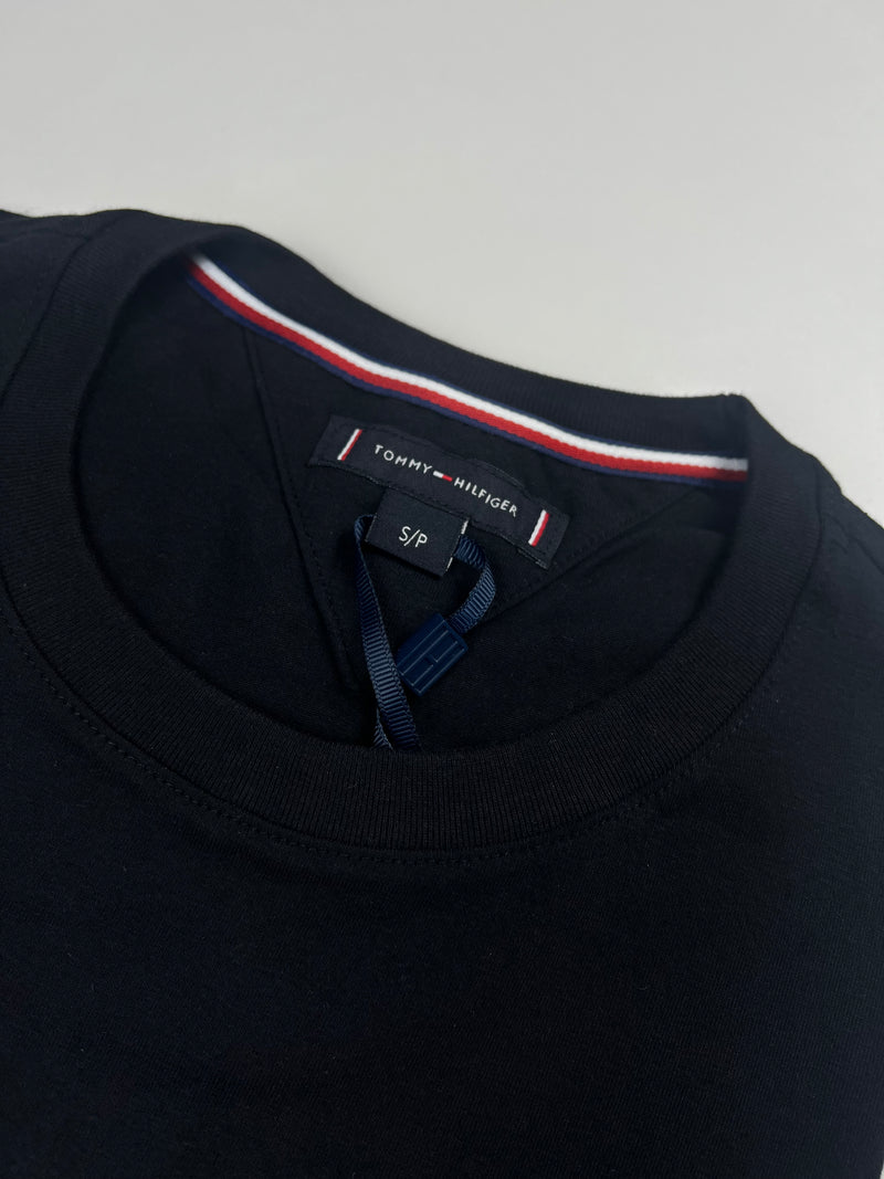 Camiseta Tommy Hilfiger - Preta - Seda Pima