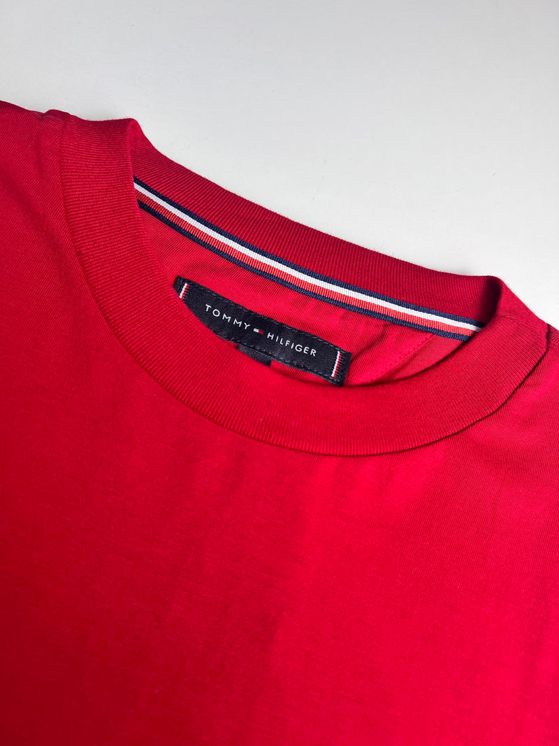Camiseta Tommy Hilfiger - Vermelha  - Importada