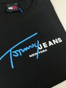 Camiseta Tommy Jeans - Preta - Pima Strech