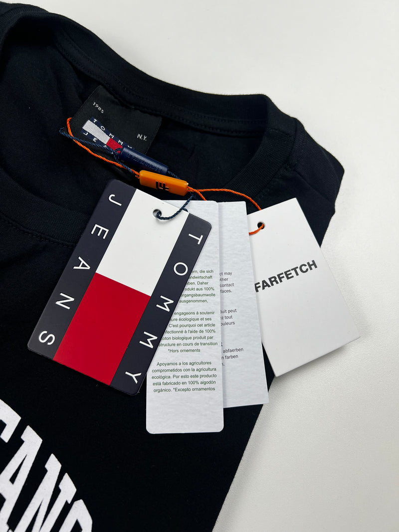 Camiseta Tommy Jeans - Preta - Seda Pima