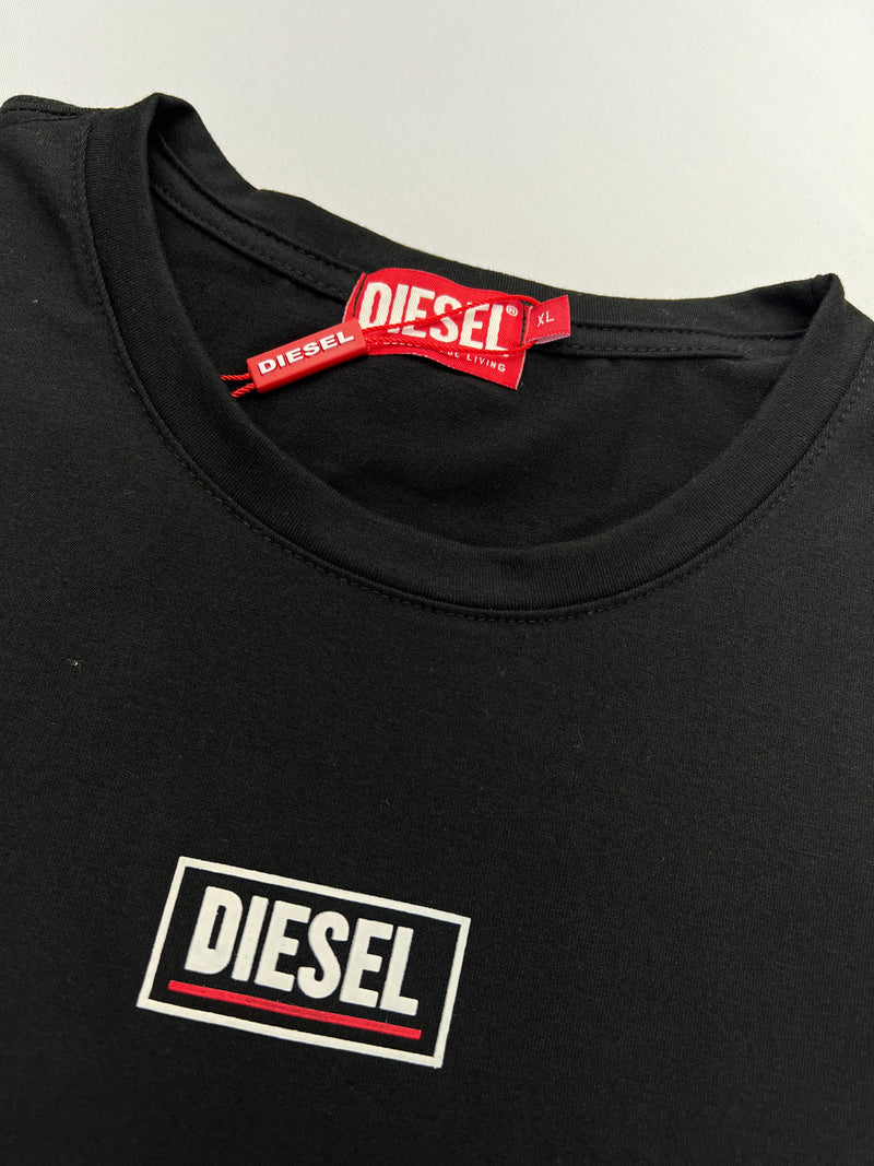 Camiseta Diesel - Preta - Algodão Egipcio