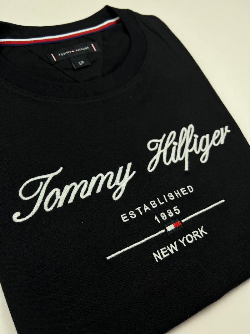 Camiseta Tommy Hilfiger - Preta - Seda Pima