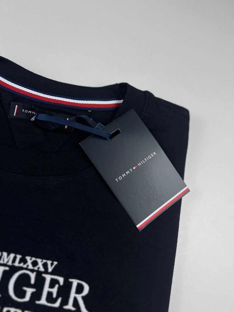 Camiseta Tommy Hilfiger - Preta - Algodão Egípcio