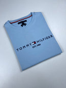 Camiseta Tommy Hilfiger - Azul Bebê - Importada