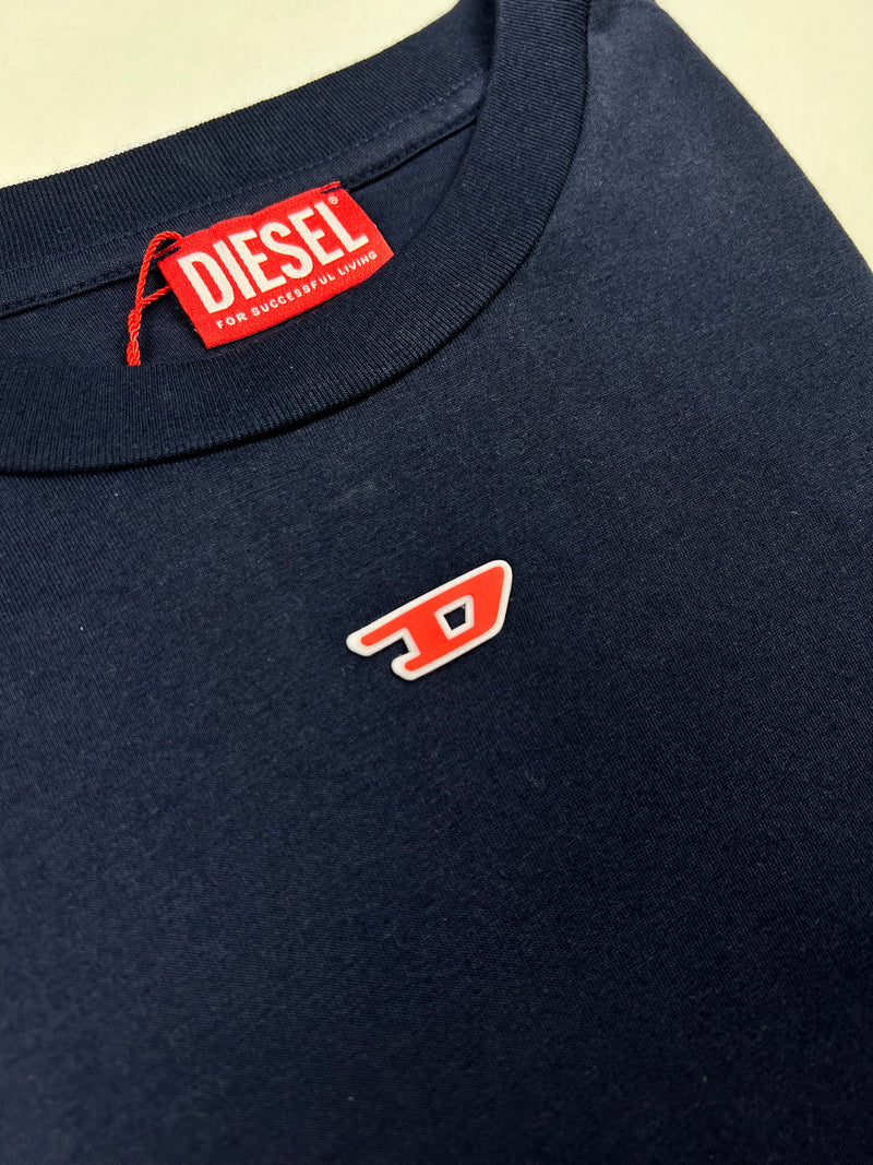 Camiseta Diesel - Azul Marinho - Importada