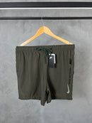 Short Tactel Nike - Verde Militar