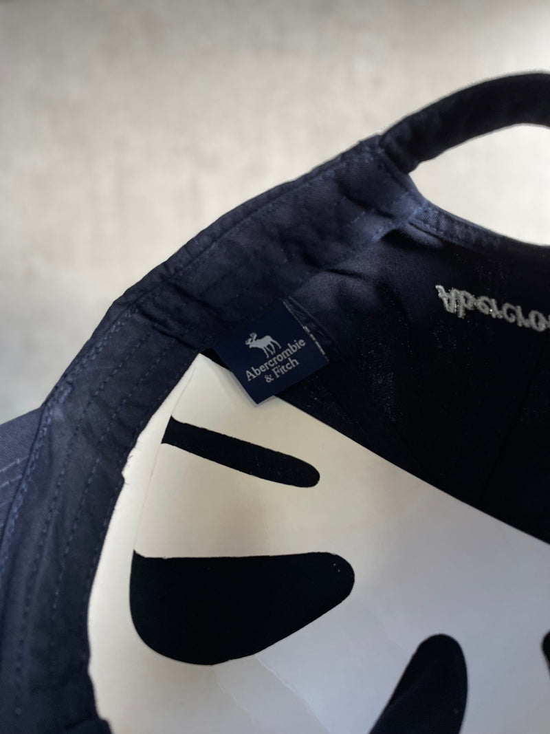 Boné Abercrombie & Fitch - Azul Marinho - Importado