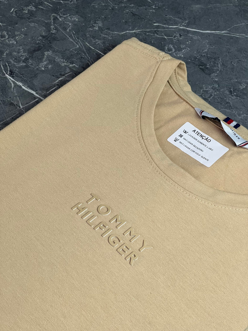 Camiseta Tommy Hilfiger - Caqui - Algodão Egípcio