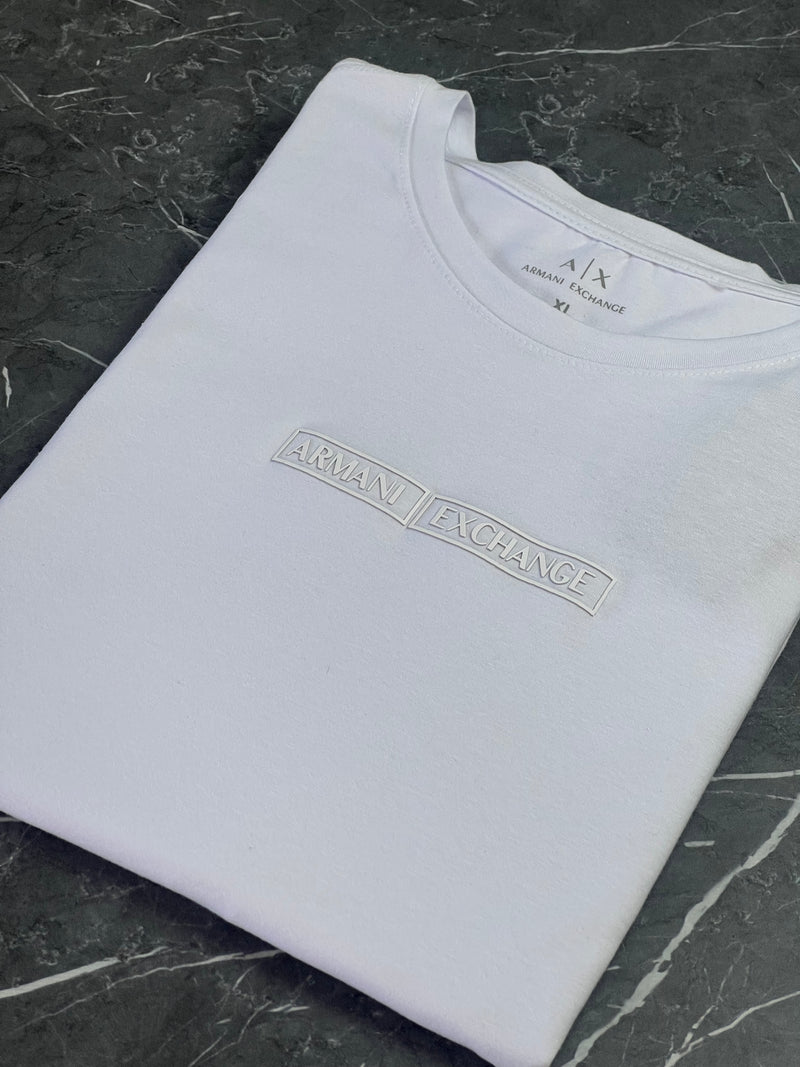 Camiseta Armani Exchange - Branca - T-shirt Peruana