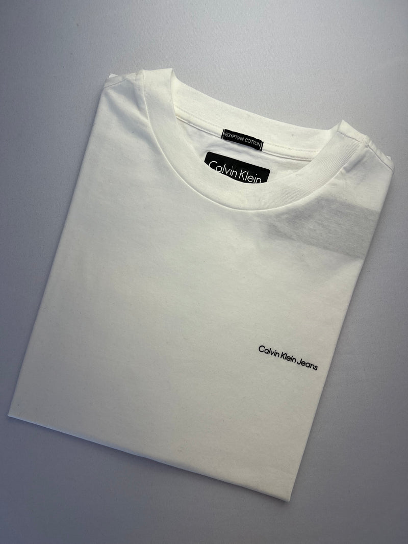 Camiseta Calvin Klein - Branca - Importada