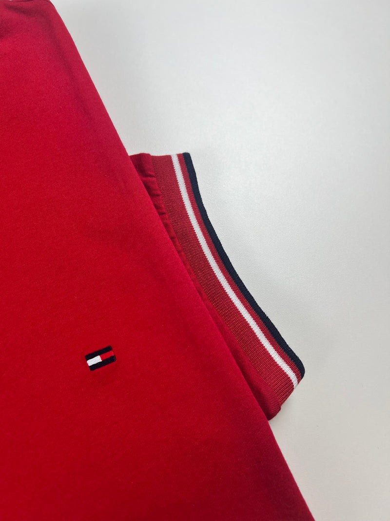 Camiseta Tommy Hilfiger - Vermelha - Importada