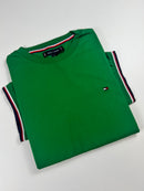 Camiseta Tommy Hilfiger - Verde - Importada