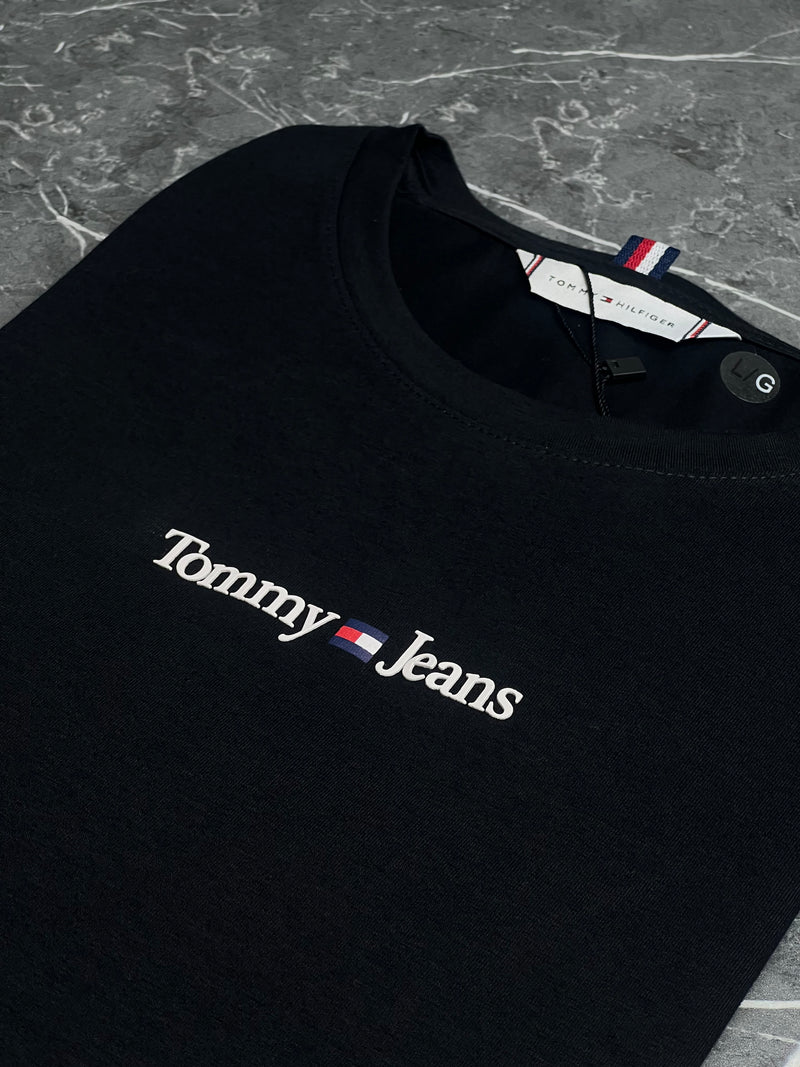 Camiseta Tommy Hilfiger - Preta - T-shirt Peruana