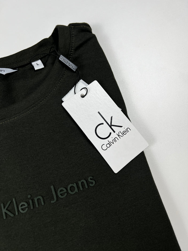 Camiseta Calvin Klein - Verde Militar  - Algodão Egípcio