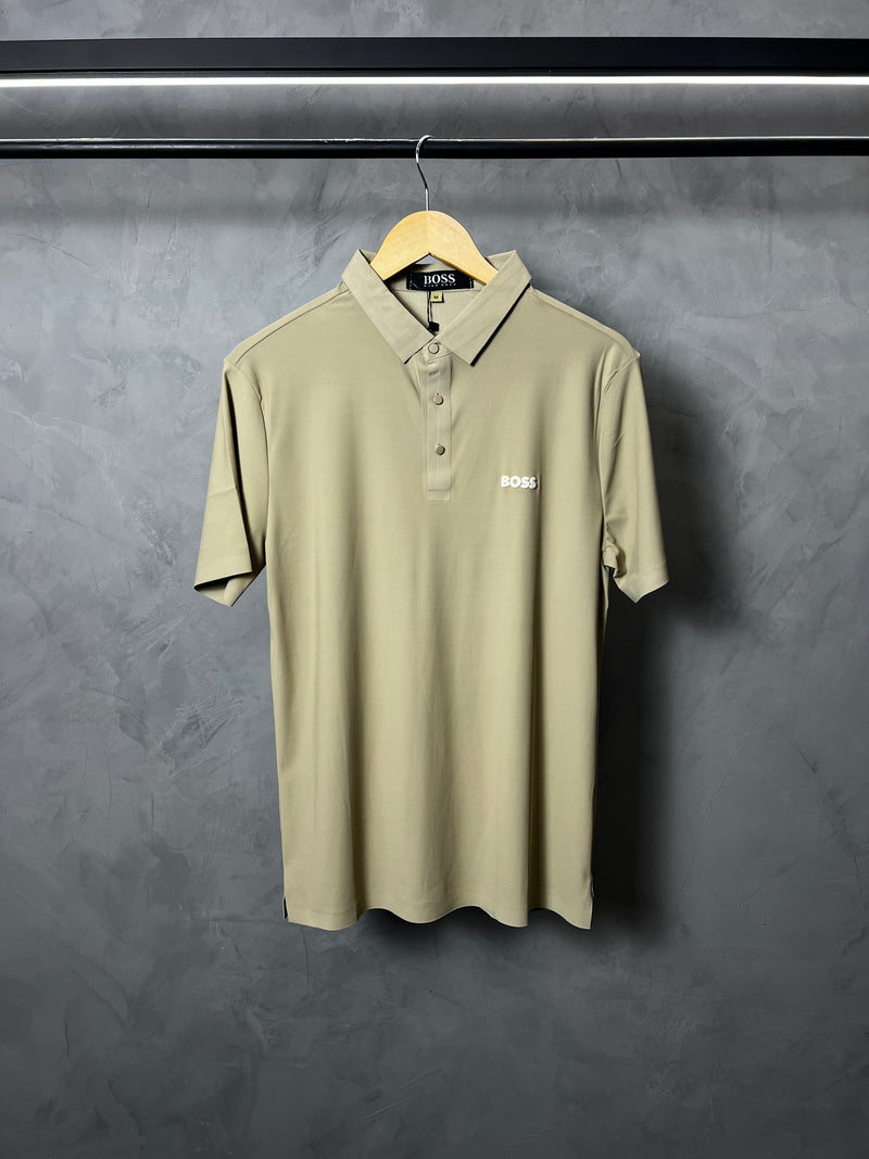Camisa Gola polo Hugo Boss - Bege- Tecnológica