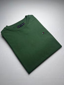 Camiseta Tommy Hilfiger - Verde Militar - Importada