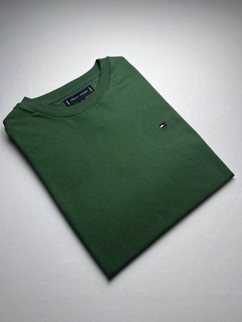 Camiseta Tommy Hilfiger - Verde Militar - Importada