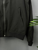 Jaqueta Impermeável Tommy Hilfiger - Preta