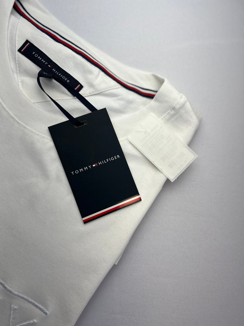 Camiseta Tommy Hilfiger - Branca - Importada