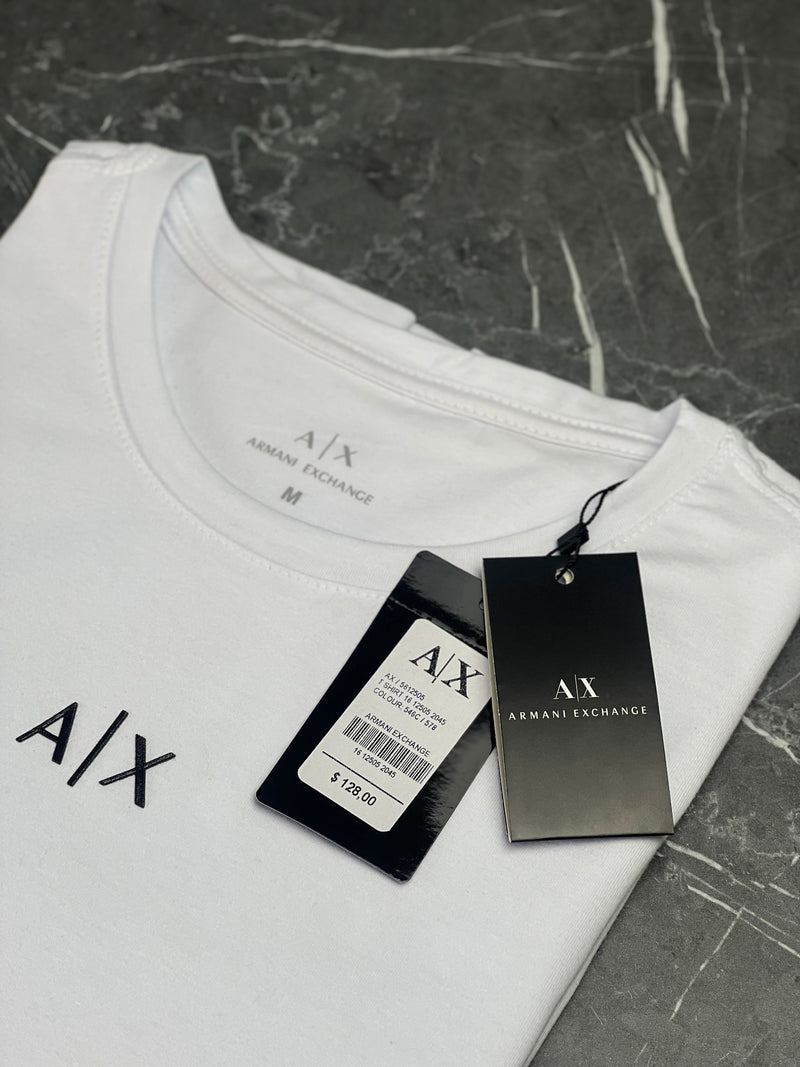 Camiseta Armani Exchange - Branca - T-shirt Peruana