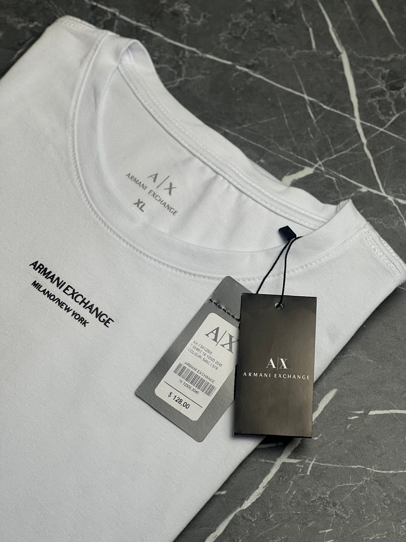 Camiseta Armani Exchange - Branca - T-shirt Peruana