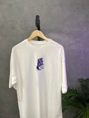 Camiseta Oversized Nike - Branca - Chinesa