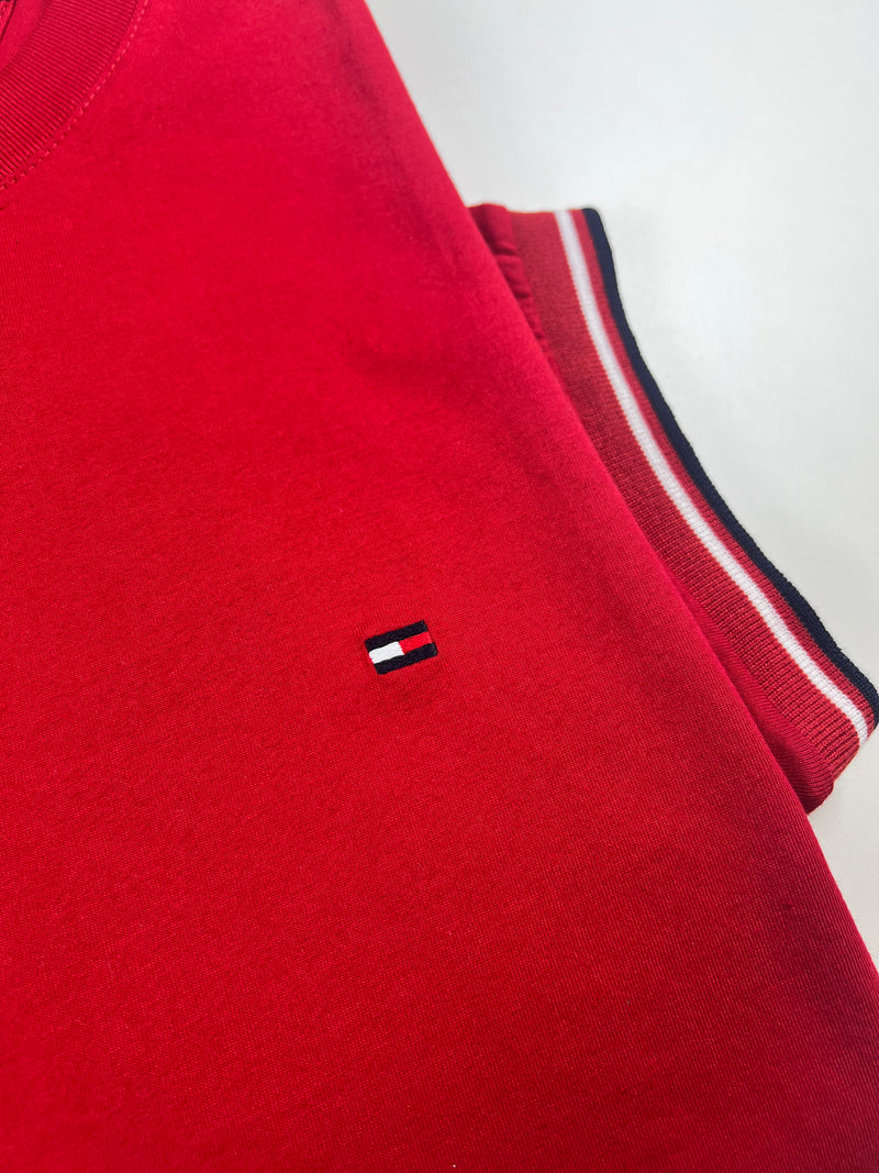 Camiseta Tommy Hilfiger - Vermelha - Importada