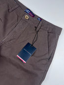 Bermuda Sarja Tommy Hilfiger - Marrom Escura