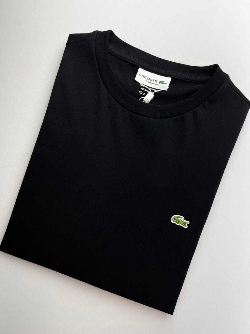 Camiseta Lacoste - Preta - Importada
