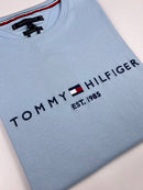 Camiseta Tommy Hilfiger - Azul Bebê - Importada