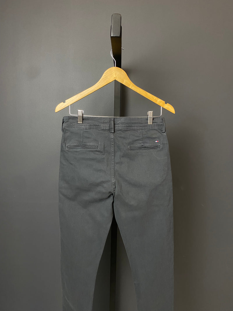 Calça Sarja Tommy Hilfiger  - Chumbo