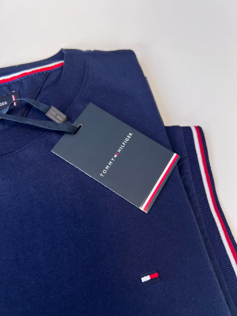 Camiseta Tommy Hilfiger - Azul Marinho - Importada