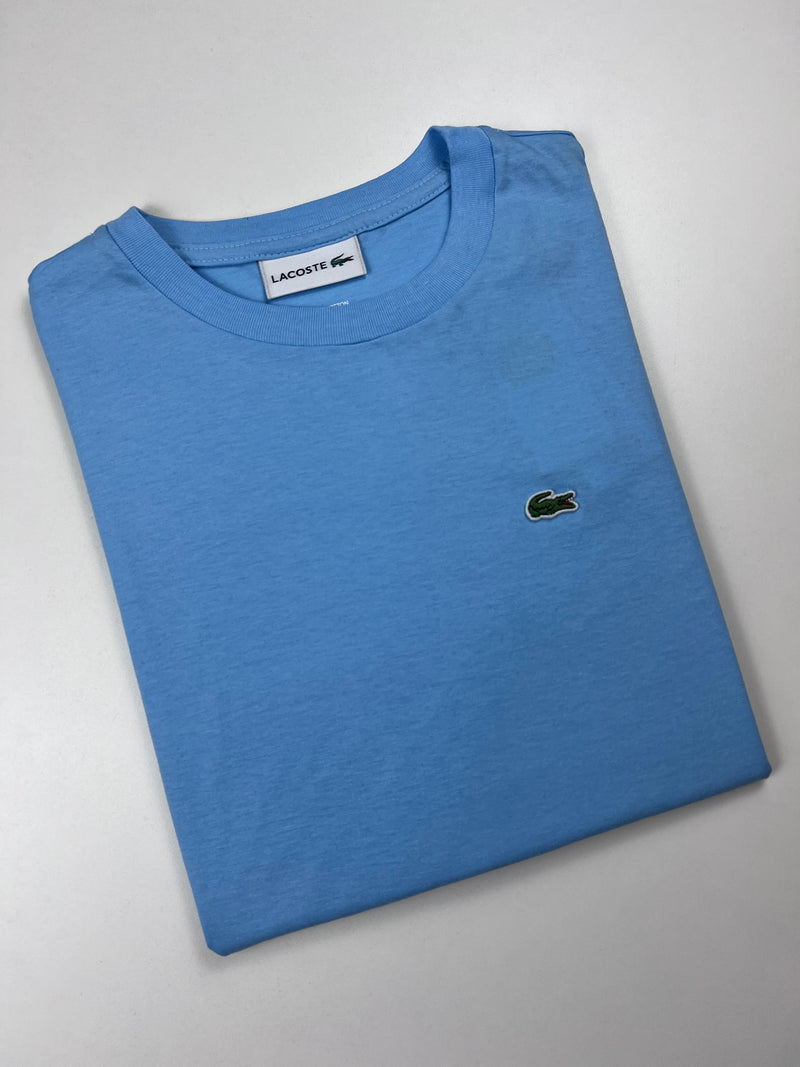 Camiseta Lacoste - Azul Bebê - Importada