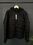 Jaqueta Puffer  Peluciada Tommy Hilfiger - Preta