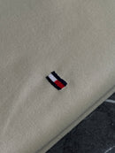 Camiseta Tommy Hilfiger - Cáqui - Algodão Egípcio