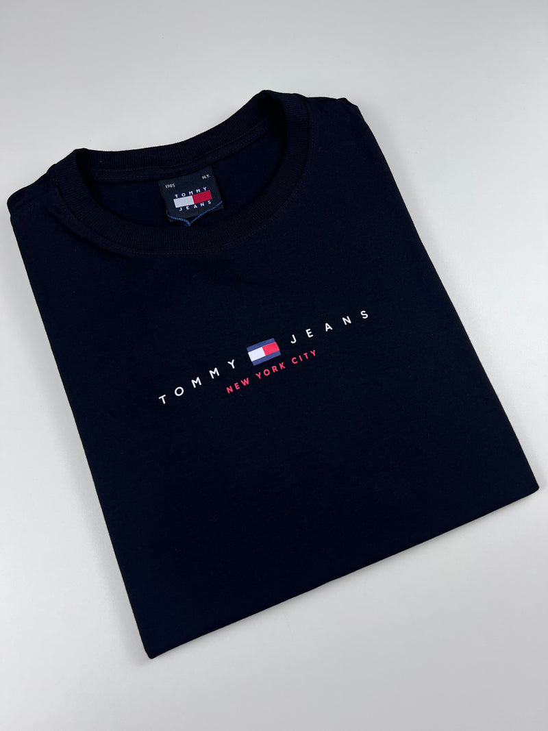 Camiseta Tommy Jeans - Preta - Pima Strech