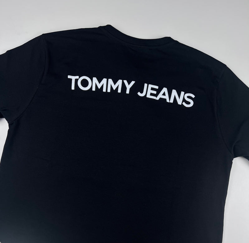 Camiseta Tommy Jeans - Preta - Pima Strech