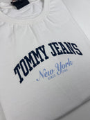 Camiseta Tommy Jeans - Off White - Seda Pima