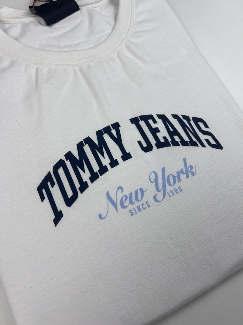 Camiseta Tommy Jeans - Off White - Seda Pima
