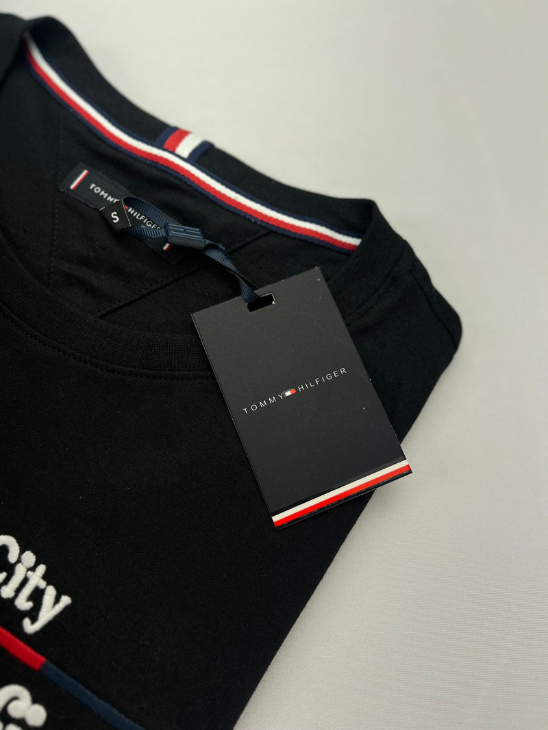 Camiseta Tommy Hilfiger - Preta - Seda Pima
