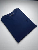 Camiseta Tommy Hilfiger - Azul Marinho - Importada