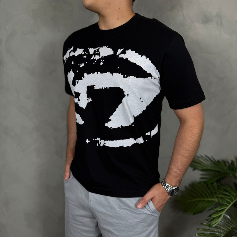 Camiseta Diesel - Preta - Importada