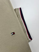 Camiseta Tommy Hilfiger - Bege - Importada