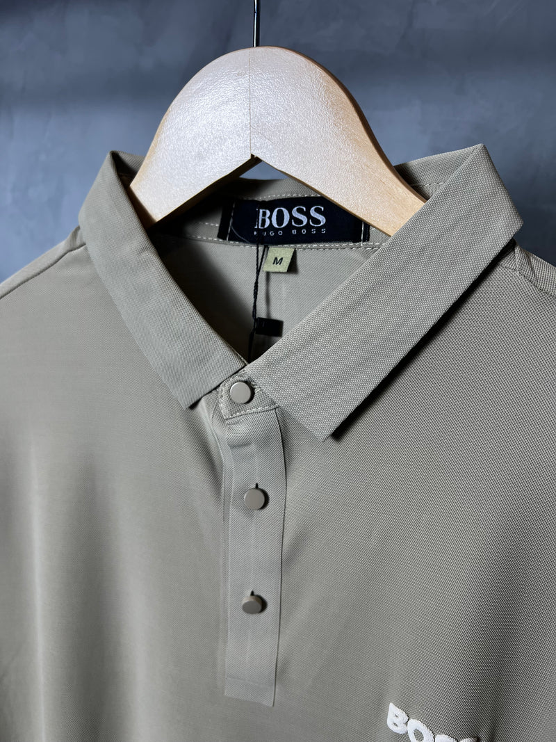 Camisa Gola polo Hugo Boss - Bege- Tecnológica