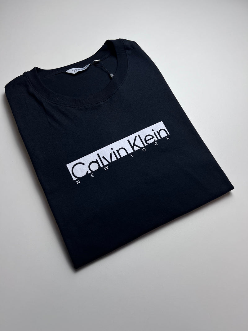 Camiseta Calvin Klein - Preta - Seda Pima